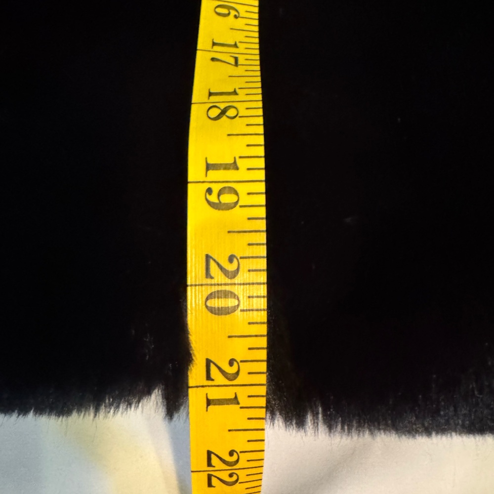 Forever 21 Plush Black Jacket perfect for holidays! - Picture 5 of 7